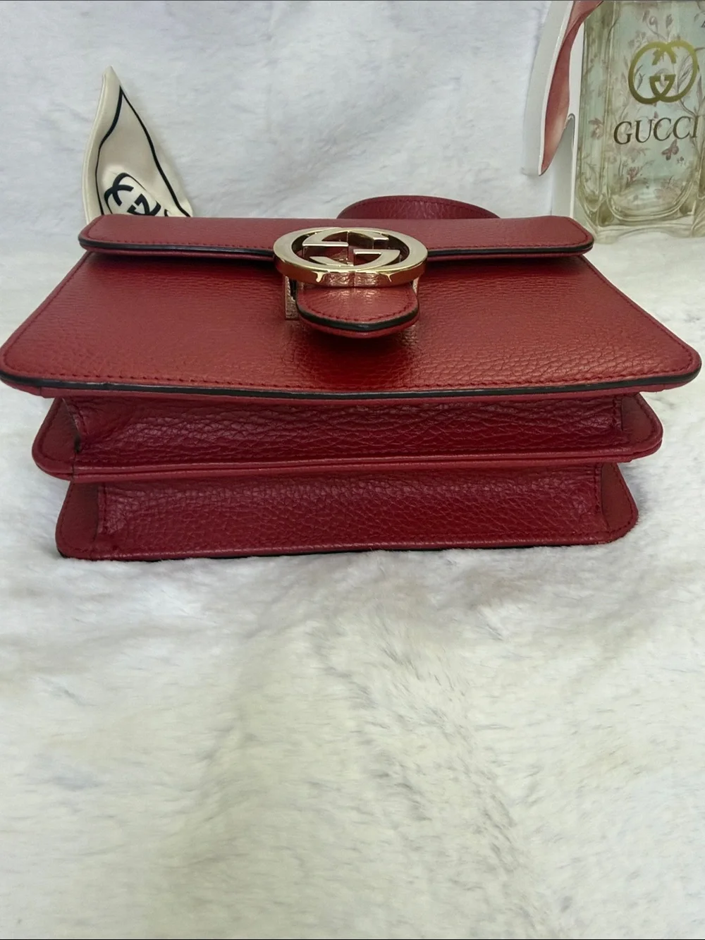 EUC. Gucci Cherry Red Leather Interlocking Crossbody With Gold Chain